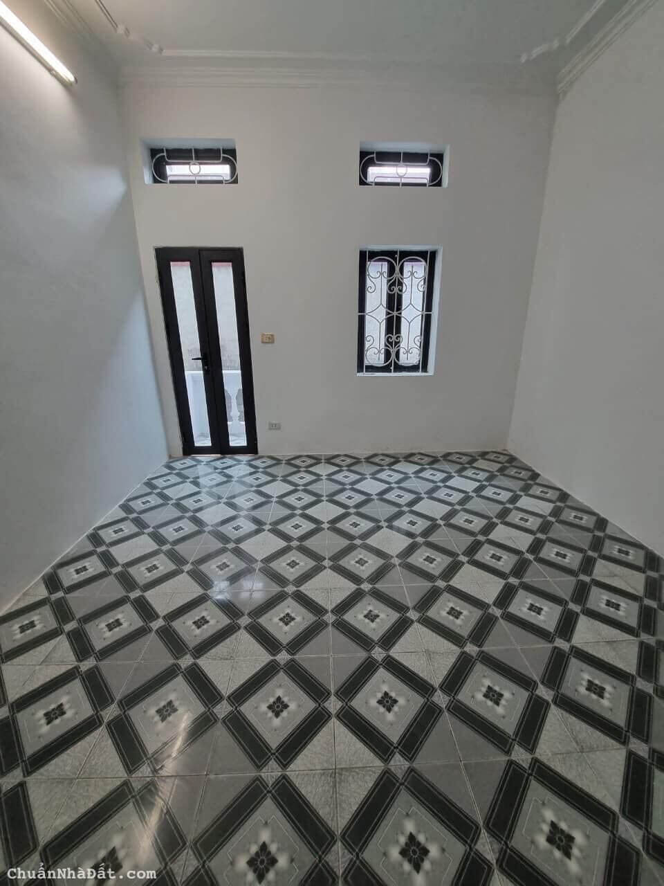 Bán Nhà Nguyễn Đức Cảnh, Hoàng Mai. 31m, 4T, 3.8m, 2.7 tỷ. Lô  góc, trung tâm quận.