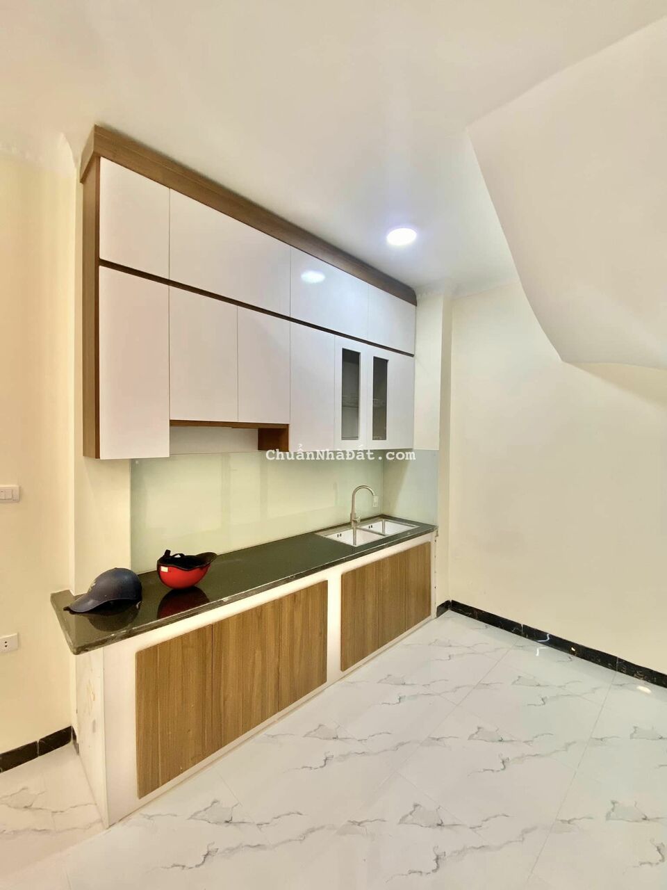 Bán nhà Tranh Trì, Hoàng Mai, 32m, 5T, 2,82 tỷ. nhà mới, gần phố, ở luôn, tiện ích nhiều Bán nhà Tranh Trì, Hoàng Mai, 32m, 5T, 2,82 tỷ. nhà mới, gần phố, ở luôn, tiện ích nhiều