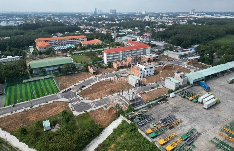 Bán nhà giá rẻ mặt tiền đường huỳnh văn lũy ngay trung tâm hành chính thành phố mới bình dương