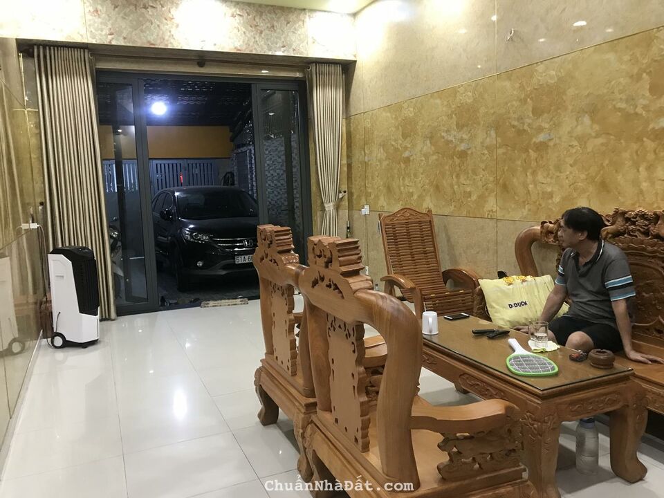 Bán nhà HXH Phạm Văn Chiêu, P.14 , Gò Vấp. DT: 4.2x19m, 3 lầu, CN 75m2, giá 7.5 tỷ. 