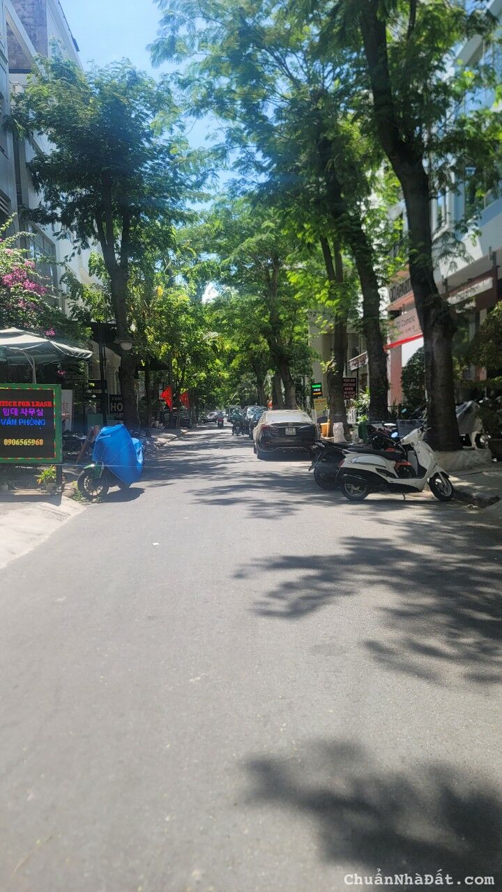 Bán đất khu Hưng Gia - Hưng Phước 6x18.5m khu kinh doanh sầm uất PMH Q.7 giá 24 tỷ.