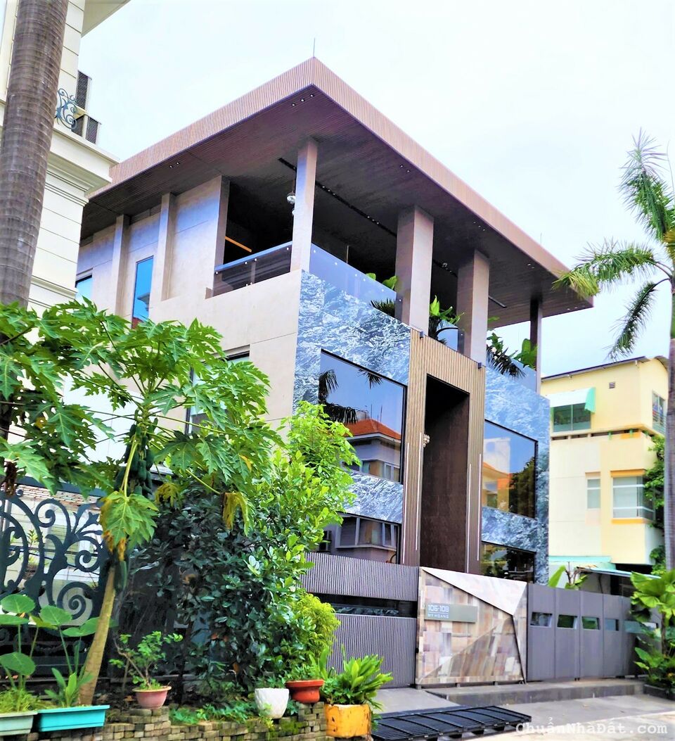 Cho thuê biệt thự đơn lập Phú Mỹ Hưng có hồ bơi, nhà nội thất cao cấp, hiện đại Cho thuê biệt thự đơn lập Phú Mỹ Hưng có hồ bơi, nhà nội thất cao cấp, hiện đại