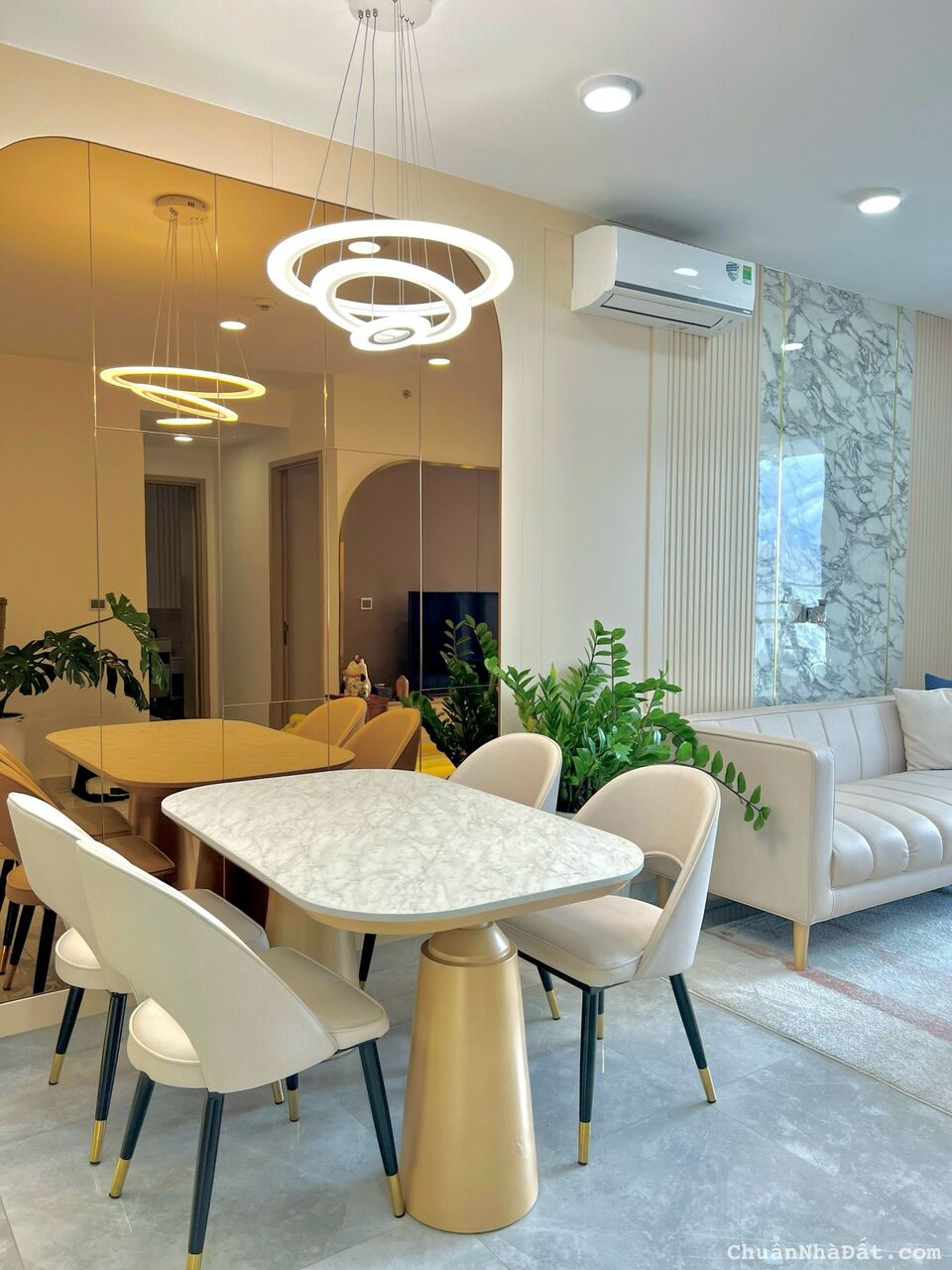 Cho thuê CC cao cấp Midtown The Pank M8, Phú Mỹ Hưng, 2PN nội thất cao cấp Cho thuê CC cao cấp Midtown The Pank M8, Phú Mỹ Hưng, 2PN nội thất cao cấp