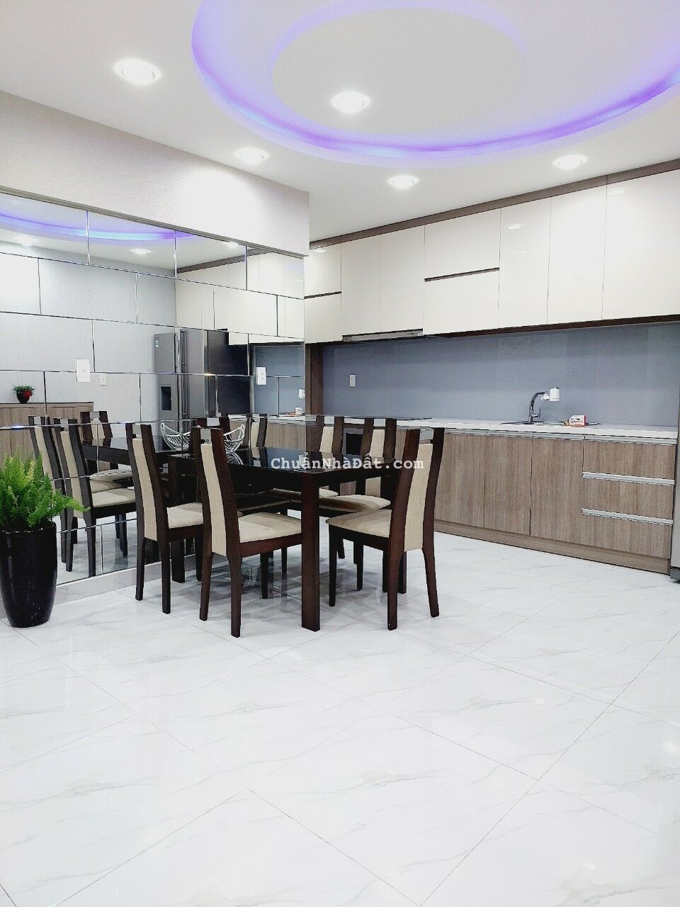 Bán nhanh căn hộ 3 PN, nhà đầy đủ nội thất, nhà đẹp, giá: 4.8tỷ Bán nhanh căn hộ 3 PN, nhà đầy đủ nội thất, nhà đẹp, giá: 4.8tỷ