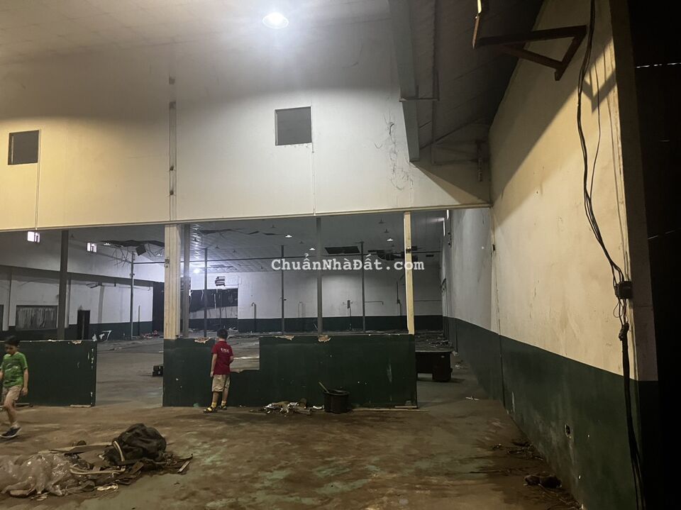 Cho thuê mặt bằng mặt tiền Nguyễn Thị Thập vị trí đắc địa ngay Quận 7, diện tích 2800m2