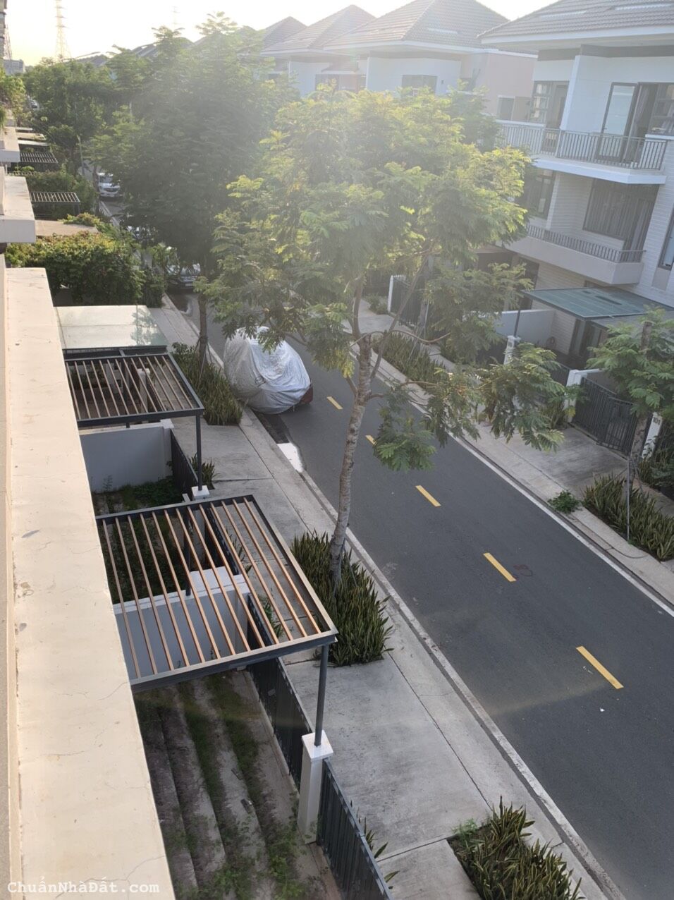 Cho thuê biệt thự Lavila Nhà Bè, DTXD 219m2, 4PN, giá 19tr/th