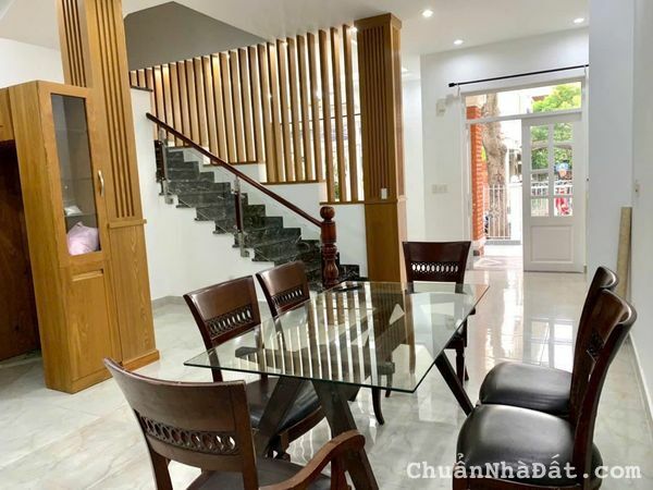 Cho thuê gấp biệt thự liền kề Mỹ Giang, Phú Mỹ Hưng, Q7, nhà đẹp giá rẻ