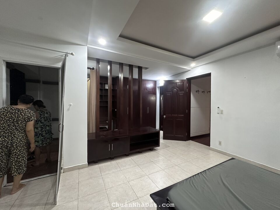 Villa Mỹ Thái, Phú Mỹ Hưng, Q. 7, 4PN, Full nội thất, nhà đẹp cho thuê 33 triệu/tháng