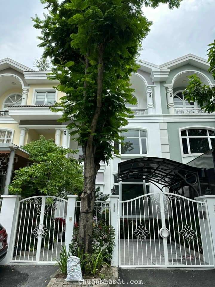 Cho thuê biệt thự Mỹ phú 3 cạnh trường quốc tế Canada Phú Mỹ Hưng, Q7