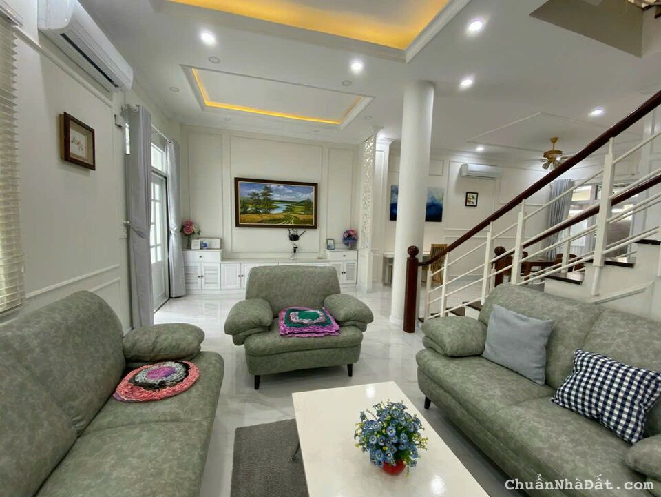 Cho thuê biệt thự liên kế Mỹ Thái 1, Phú Mỹ Hưng, Quận 7, 4PN, full nội thất. Cho thuê biệt thự liên kế Mỹ Thái 1, Phú Mỹ Hưng, Quận 7, 4PN, full nội thất.