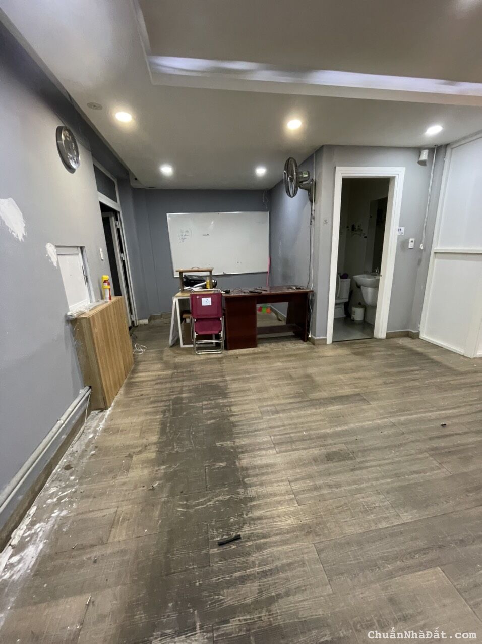 Mặt bằng 6x18,5m (111m2) khu Hưng Gia 4, mé Sky, Phú Mỹ Hưng cho thuê