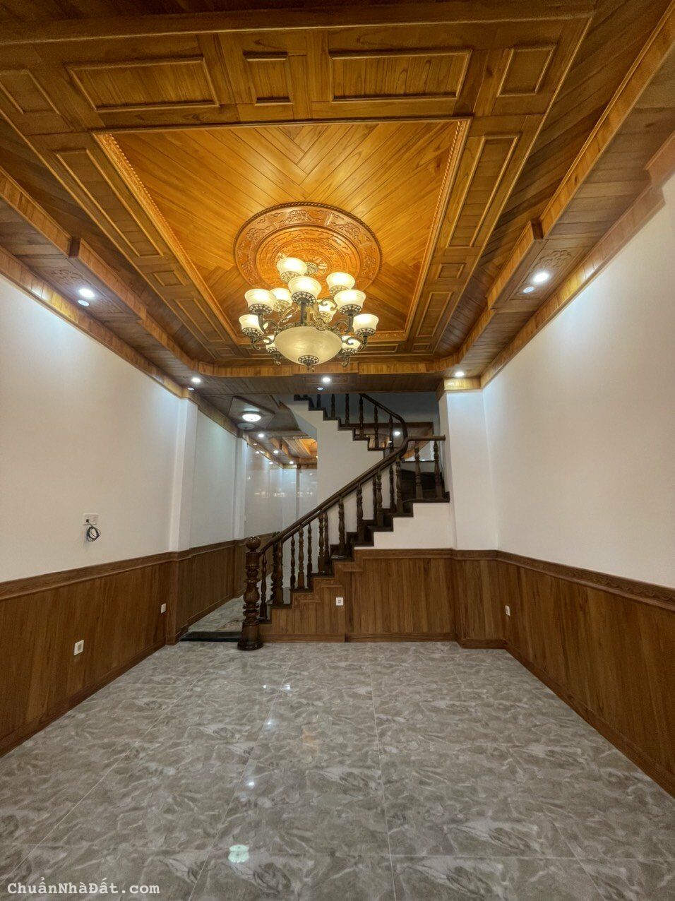 Bán Nhà ở Phường 6 - Đà Lạt - 266 m2 - 7 Tỷ 9 - Đường Ô tô