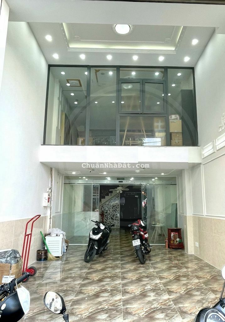 Bán gấp nhà đường Tân Mỹ,ngay chợ Tân Mỹ, Quận 7 dt 5x20m, 5 tầng