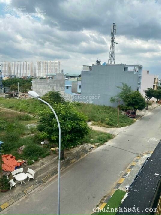 Chính chủ sang nhanh đất nền KDC Lan Phương, TĐ đối diện Coopmart Tam Bình. SR giá nhận nền 2.1tỷ Chính chủ sang nhanh đất nền KDC Lan Phương, TĐ đối diện Coopmart Tam Bình. SR giá nhận nền 2.1tỷ