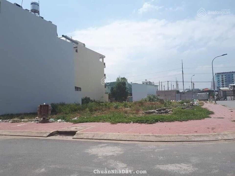 Cần tiền bán gấp lô đất liền kề đẹp mt Nguyễn Thị Định, Cát Lái, Quận 2, sổ hồng, giá 2 tỷ 550tr