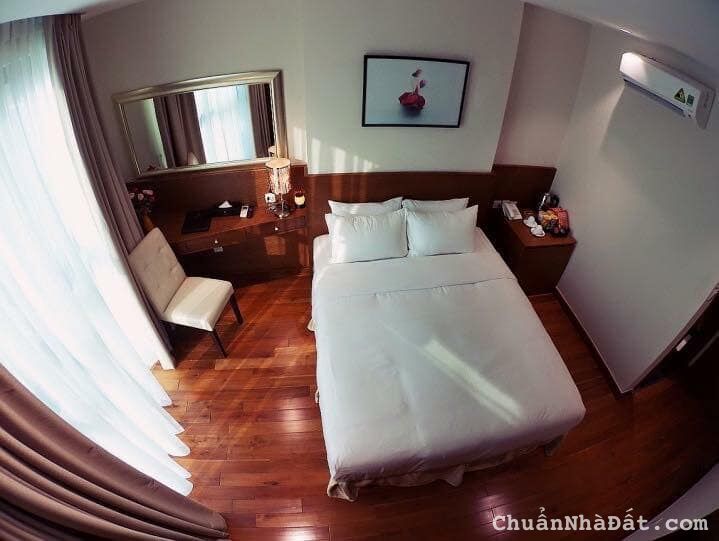 BÁN KHÁCH SẠN 9 TẦNG THANG MÁY- TT HOÀN KIẾM- GẦN MẶT PHỐ -Ô TÔ VÀO NHÀ- HIỆU SUẤT KINH DOANH ĐỈNH.