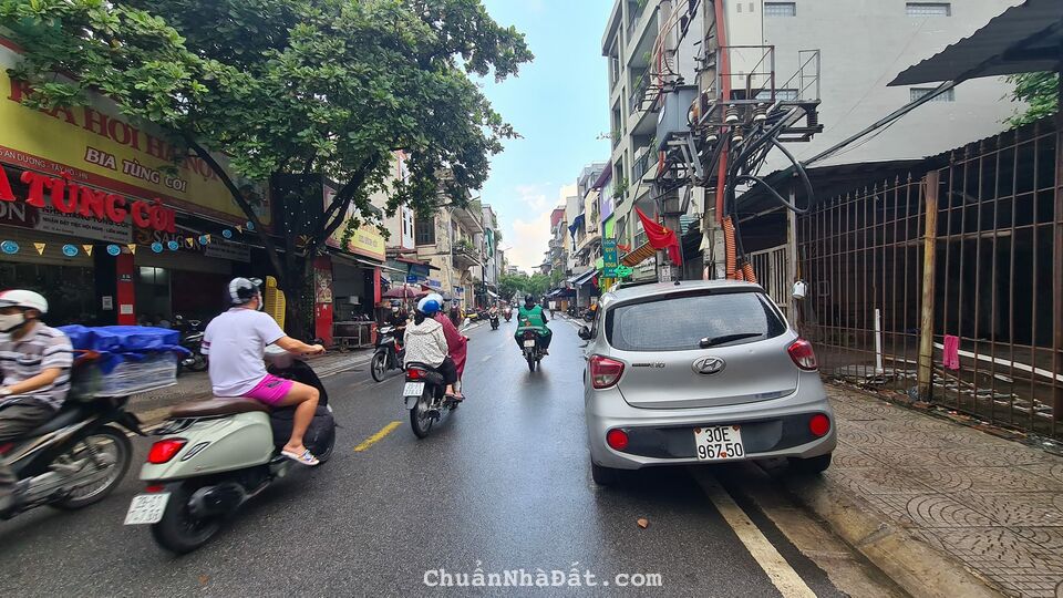 BÁN NHÀ LÔ GÓC MẶT PHỐ- AN DƯƠNG TÂY HỒ- VỈA HÈ- KINH DOANH- GIÁ TỐT.