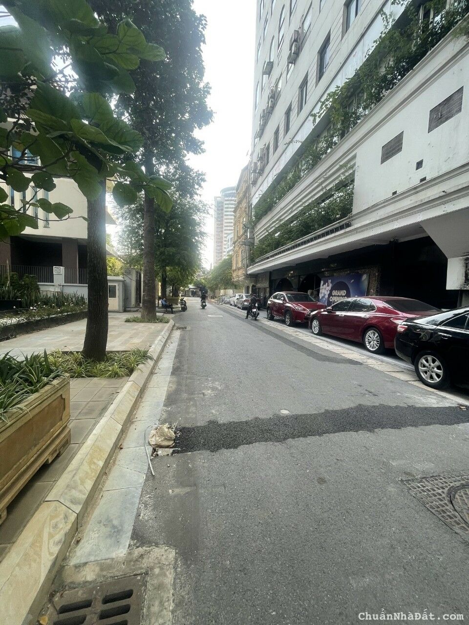 Bán Nhà Phân Lô Láng Hạ Ba Đình- Đường 3 Ô Tô Tránh- Dân Trí Cao- An Ninh 24/7.