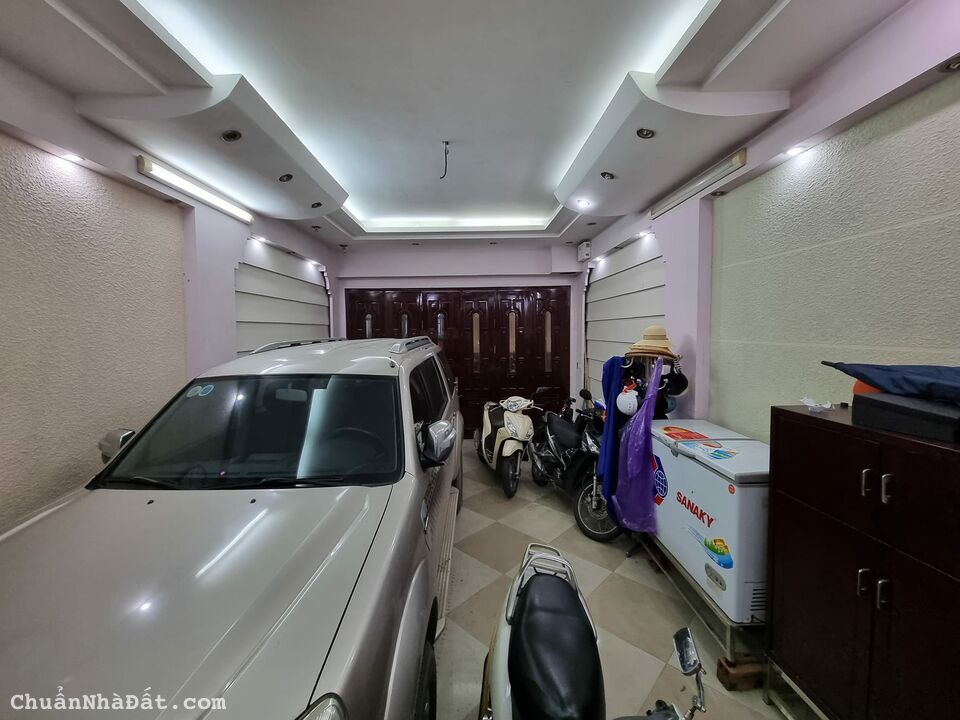 Phân Lô Bộ Công An Víp Nhất Cầu Giấy - Ô Tô Tránh - Gần Phố - Hai Thoáng - Kd Đỉnh.