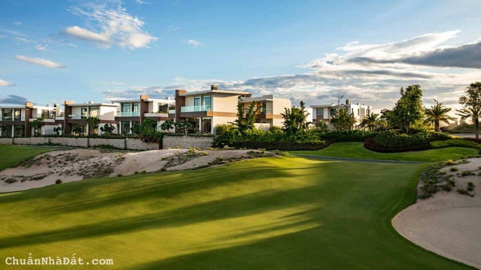 Chủ đi nước ngoài định cư cần để lại 1 nền công viên, giá tốt nhất dự án.  0938174070