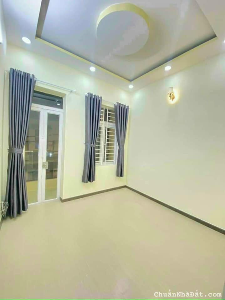 Nhà Phan Đăng Lưu, Phường 3, Quận Bình Thạnh, TP HCM.