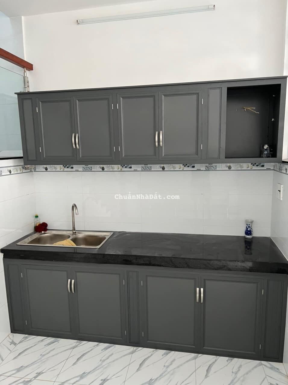 Giỏ hàng chính chủ,cách mặt tiền Hoàng Hoa Thám 20m,54,3m2 chỉ 1,8 tỷ