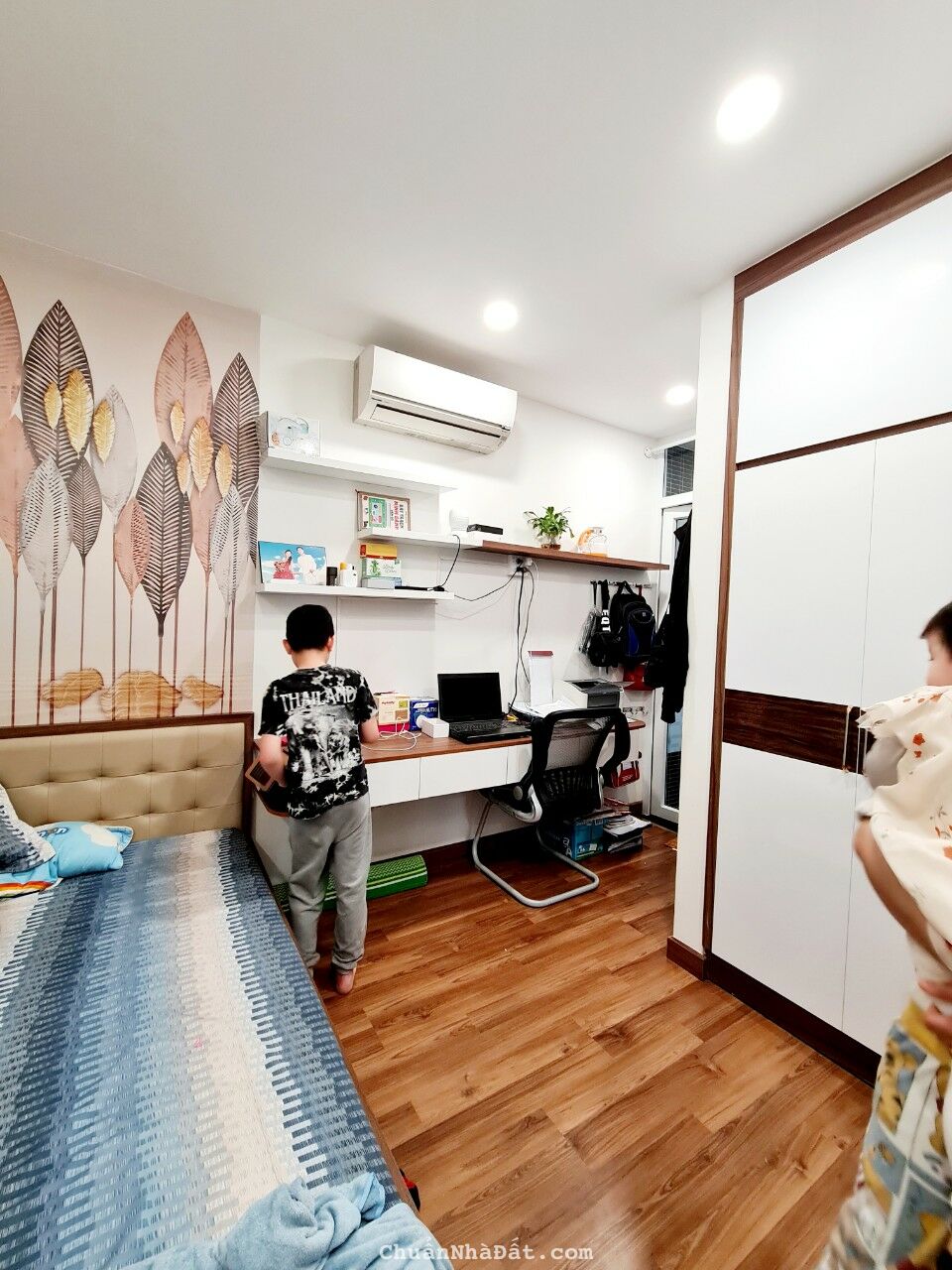 Căn hộ 61m, 2 ngủ, hướng cực mát, tầng trung, chung cư A10 Nam Trung Yên, chỉ hơn 2 tỷ