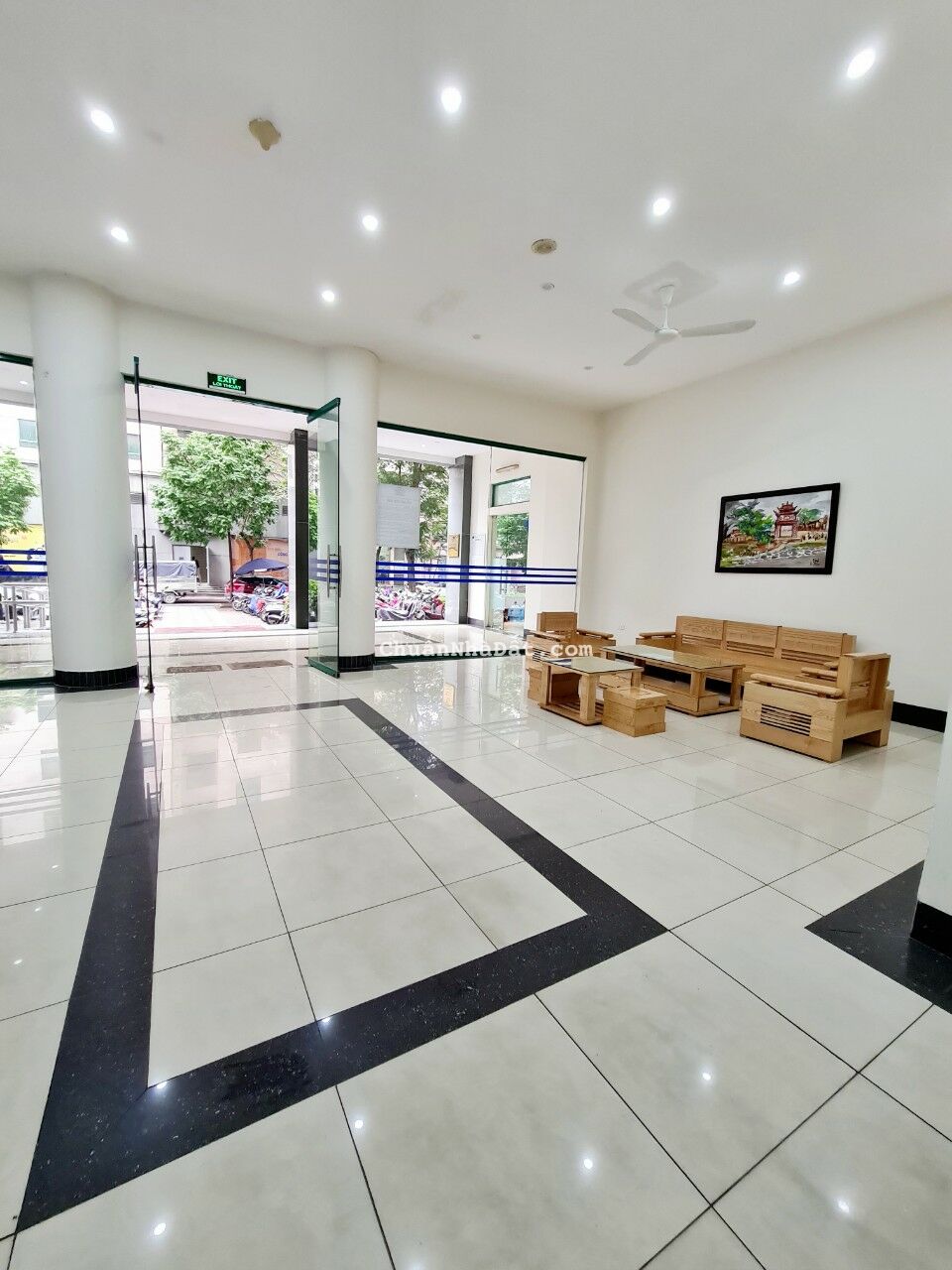 Bán gấp căn hộ CC 17T7 Hoàng Đạo Thúy, nhà đẹp ở ngay, full nội thất, DT 64m nhỉnh 2.4 tỷ Bán gấp căn hộ CC 17T7 Hoàng Đạo Thúy, nhà đẹp ở ngay, full nội thất, DT 64m nhỉnh 2.4 tỷ