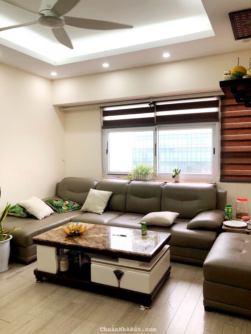 Bán căn 3 ngủ Tháp Tây, CC Học Viện Quốc Phòng, DT 94m, Full đồ, tặng Slot ô tô trị giá 200tr, 3 tỷ