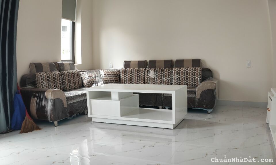 Nhà Nguyễn Hữu Cầu - Phường 12 - Đà Lạt - 300 m2 - 5 Tỷ 8 - Thích hợp định cư