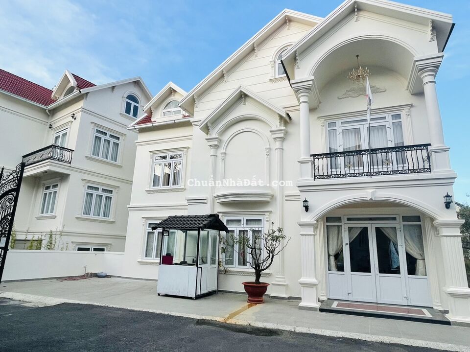 Bán Căn Biệt Thự Đẹp Trong Khu Biệt Thự Sang Trọng, ở Phường 9, Đà Lạt