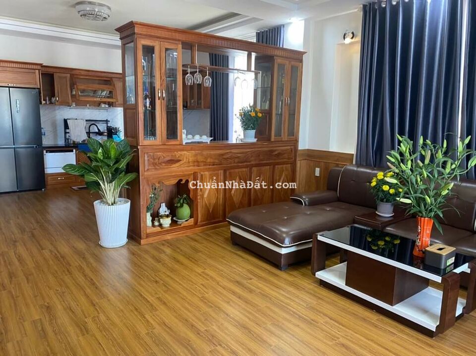 Bán căn ViLLa Xịn sò ở Thái Phiên, Phường 12, Tp.Đà Lạt