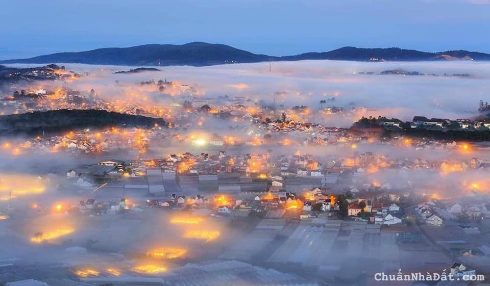 Bán Khách Sạn 3 Sao Ngay Trung Tâm Tp.Đà Lạt với vị trí thuận lợi, doanh thu cao