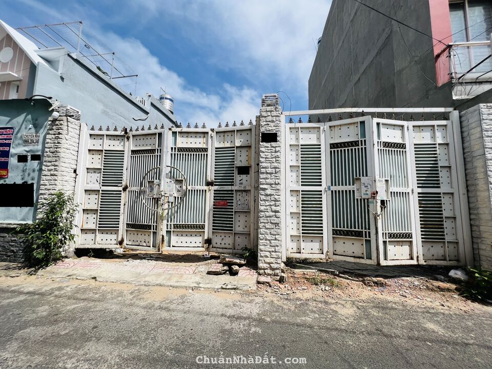 Bán Đất Tân Phú HXH Nguyễn Văn Săng 1 Cặp Ngang 8m 141m2 6.5 Tỷ/ Lô LH: 0813123205 Bán Đất Tân Phú HXH Nguyễn Văn Săng 1 Cặp Ngang 8m 141m2 6.5 Tỷ/ Lô LH: 0813123205