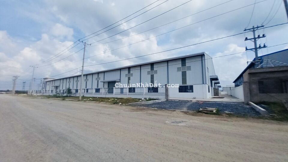 Cho Thuê Xưởng Mới Xây KCN Hải Sơn Lô Góc Mặt Tiền Trục Chính 4,400m2 Lh 0813123205