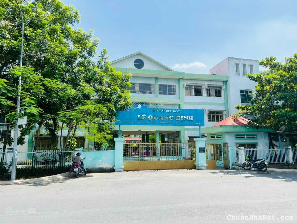 Bán đất KDC ven sông Bộ Công An DT 12 x 27m giá từ 52tr/m2 sổ hồng hoàn công, LH 0909389579 Bán đất KDC ven sông Bộ Công An DT 12 x 27m giá từ 52tr/m2 sổ hồng hoàn công, LH 0909389579