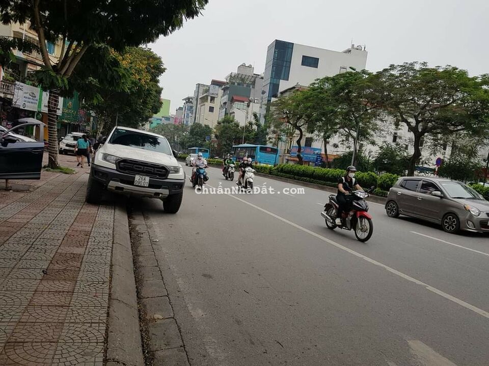 Bán rất gấp nhà mặt phố Lê Thanh Nghị 60m2, 4 tầng, 15 tỷ. Bán rất gấp nhà mặt phố Lê Thanh Nghị 60m2, 4 tầng, 15 tỷ.