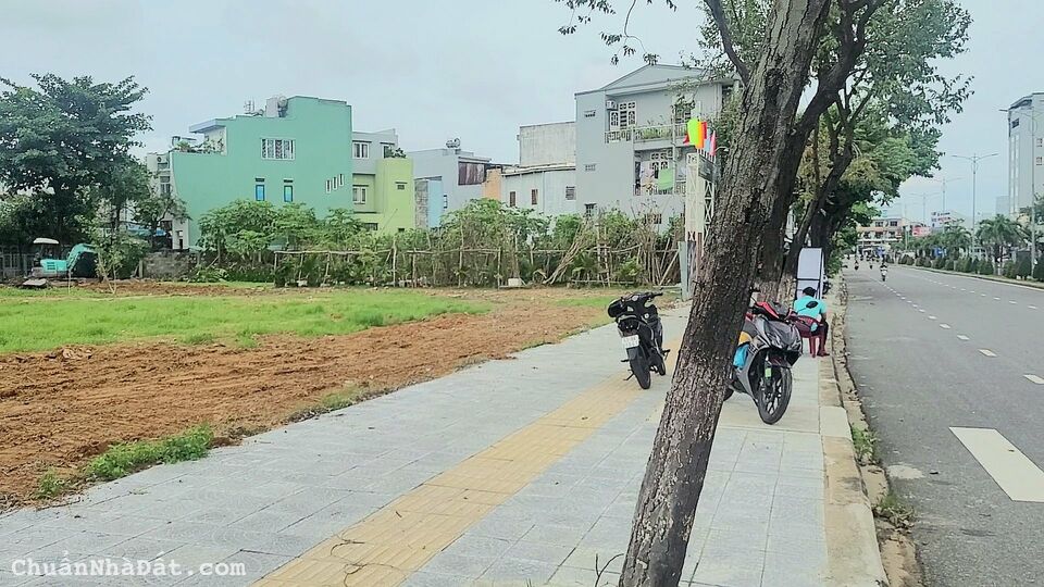 Chính chủ cần bán gấp lô đất trung tâm Đà Nẵng Chính chủ cần bán gấp lô đất trung tâm Đà Nẵng