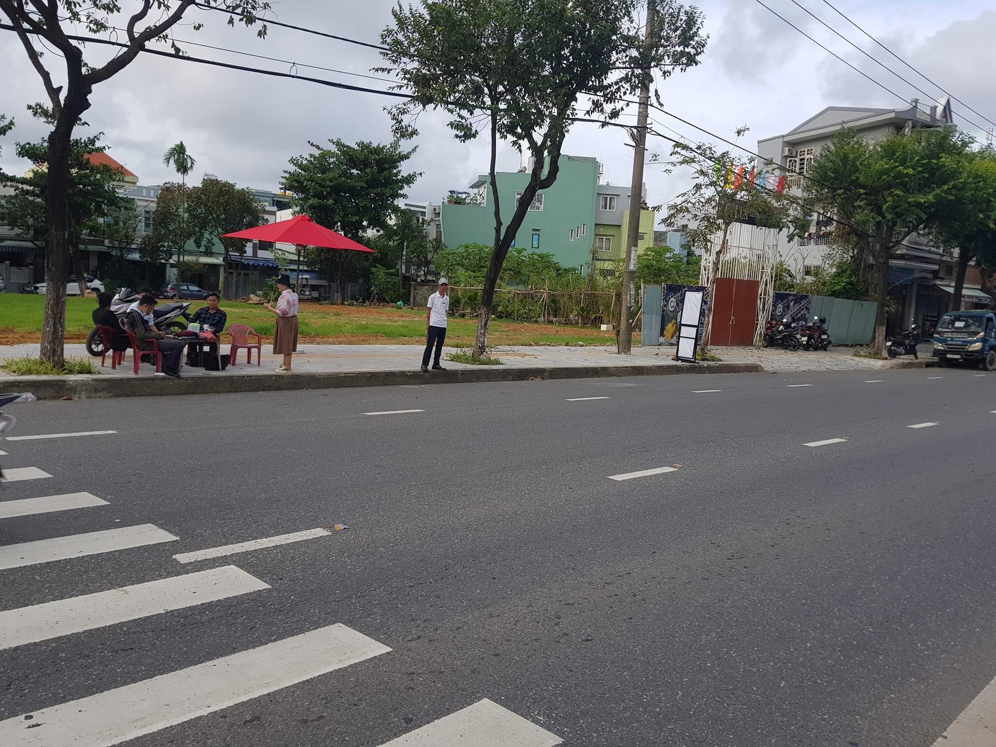 CHÍNH CHỦ CẦN BÁN GẤP LÔ MẶT TIỀN CÁCH MẠNG THÁNG 8 GIÁ SỤP HẦM, CHỈ 45 TRIỆU /M2 TRUNG TÂM ĐÀ NẴNG CHÍNH CHỦ CẦN BÁN GẤP LÔ MẶT TIỀN CÁCH MẠNG THÁNG 8 GIÁ SỤP HẦM, CHỈ 45 TRIỆU /M2 TRUNG TÂM ĐÀ NẴNG