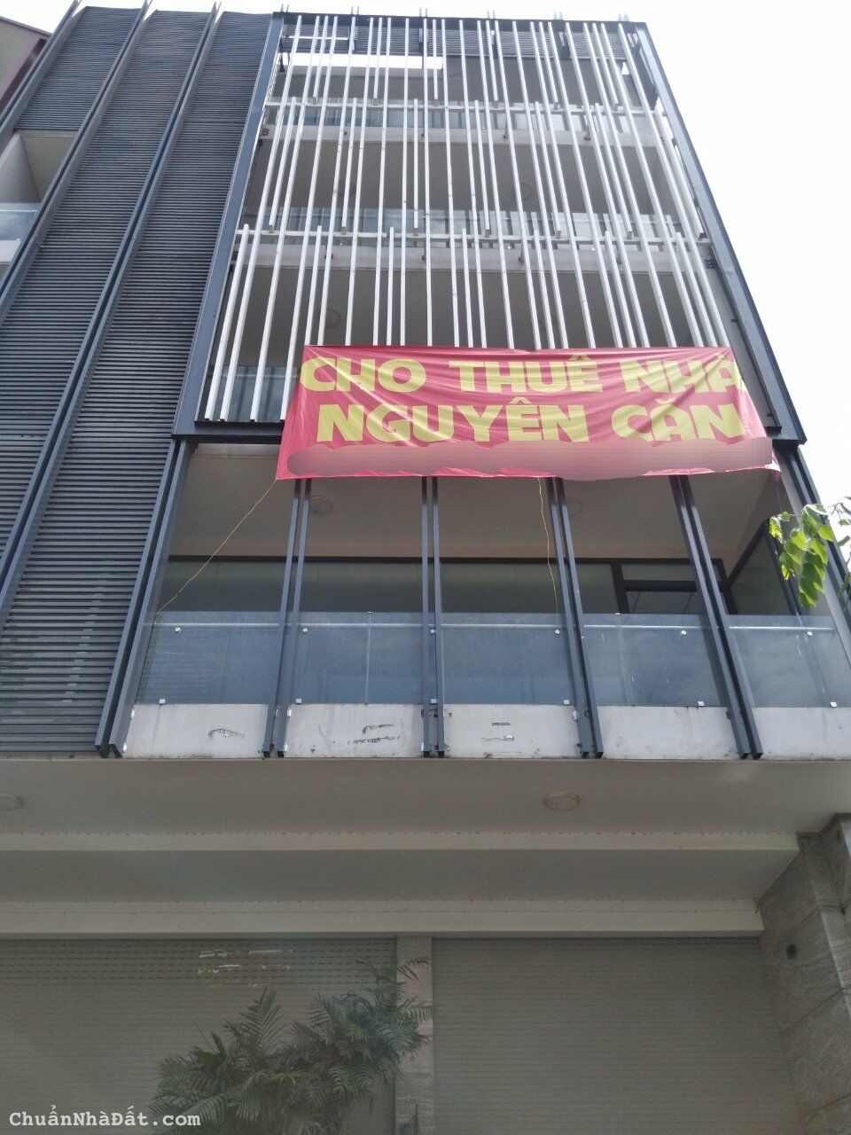 Cho thuê nhà mặt tiền đường Nguyễn Thị Thập, Phường Tân Hưng, Q.7, 