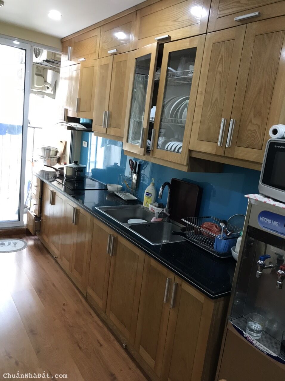 Cho thuê căn chung cư cao cấp Phố Đội Cấn, Liễu Giai. Dt 90m2, 3 ngủ FULL đồ. Chỉ 12.5tr/th Cho thuê căn chung cư cao cấp Phố Đội Cấn, Liễu Giai. Dt 90m2, 3 ngủ FULL đồ. Chỉ 12.5tr/th