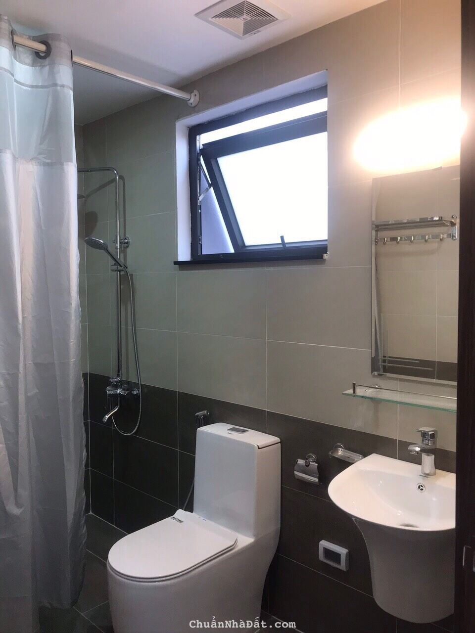 Cho thuê siêu phẩm Apartment Phố Giang Văn Minh, Đội Cấn. 60m2, 1N. Chỉ 9tr