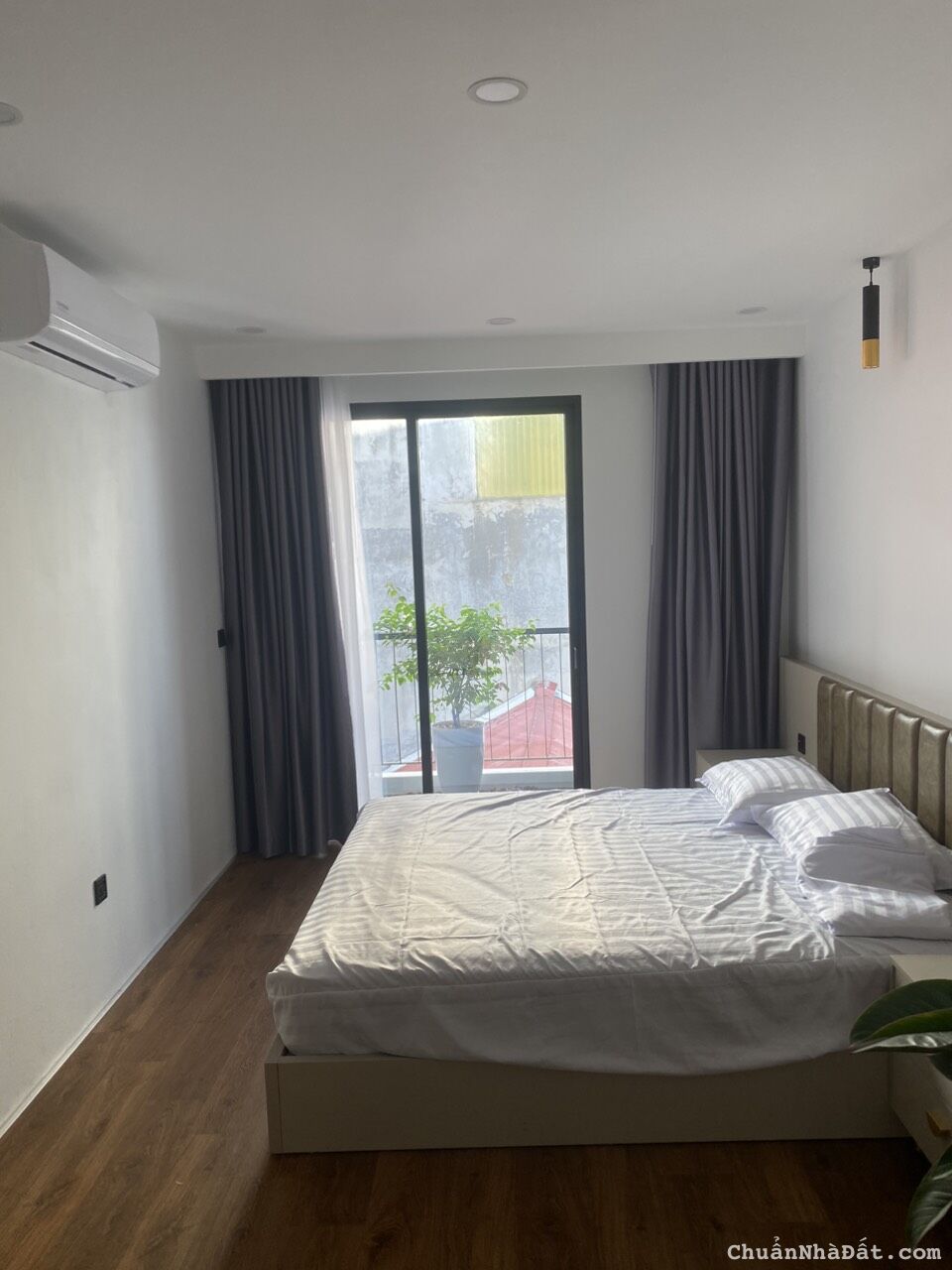 Cho thuê Chung cư mini 1N 1K. Nhà mới tinh Full đồ View hồ tại Ngõ 276 Vũ Miên. Chỉ 12tr