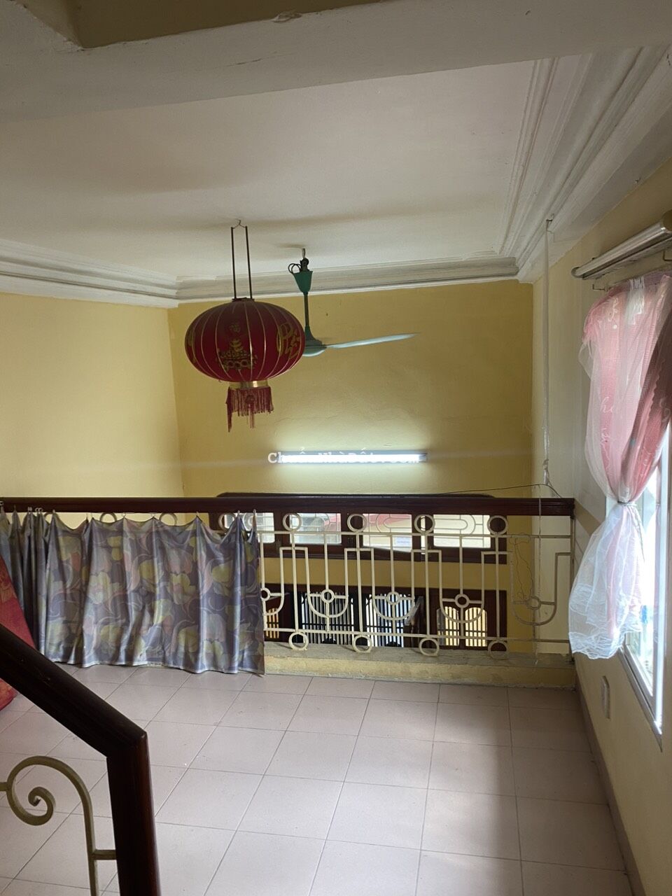 Cho thuê nhà nguyên căn tại Ngõ 158 Kim Mã, Ba Đình. Nhà rộng 2 thoáng. Chỉ 11tr