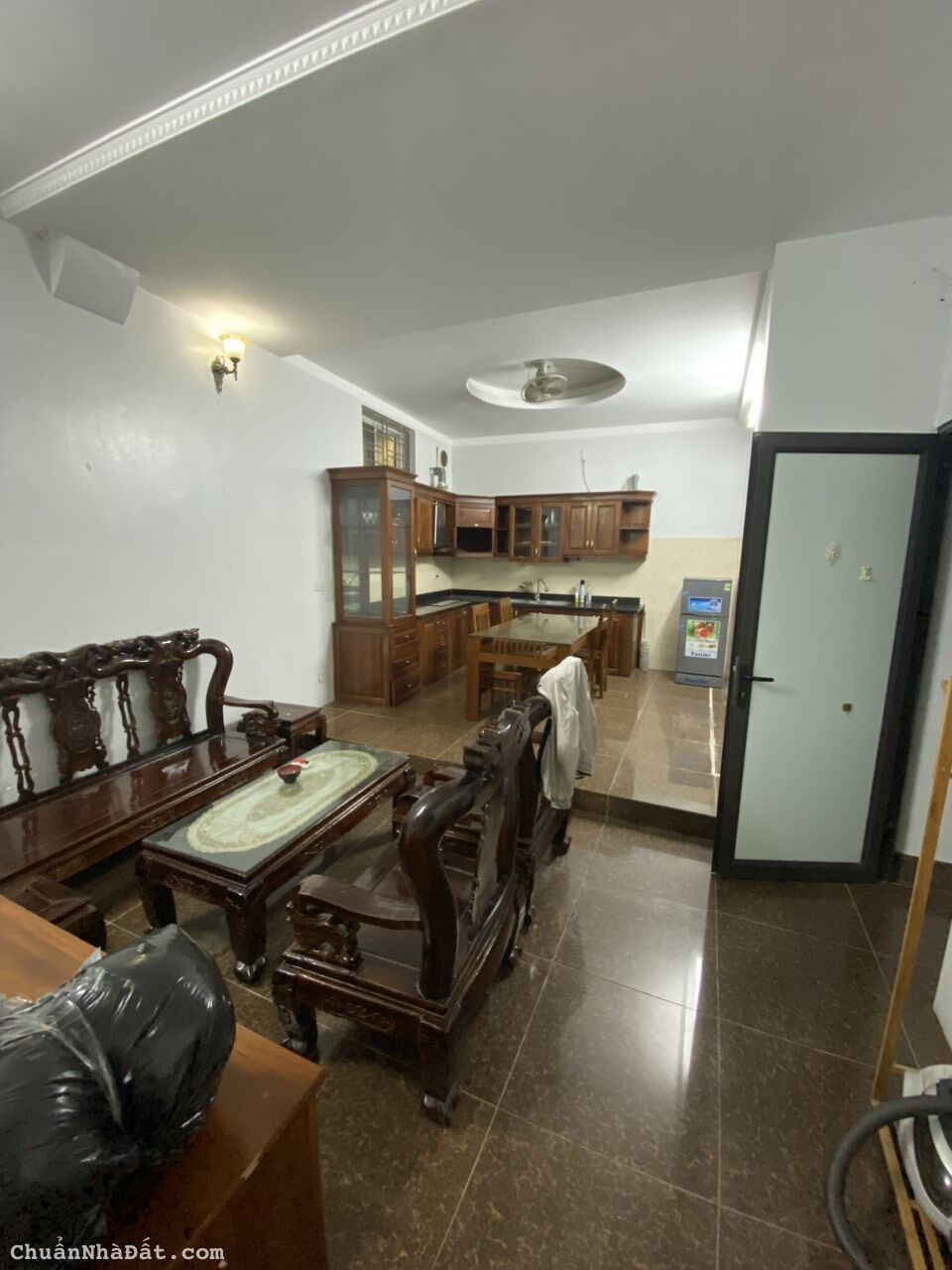 Cho thuê Căn chung cư mini giá rẻ Full đồ mới tinh tại Ngõ 116 Phan Kế Bính. Chỉ 4tr