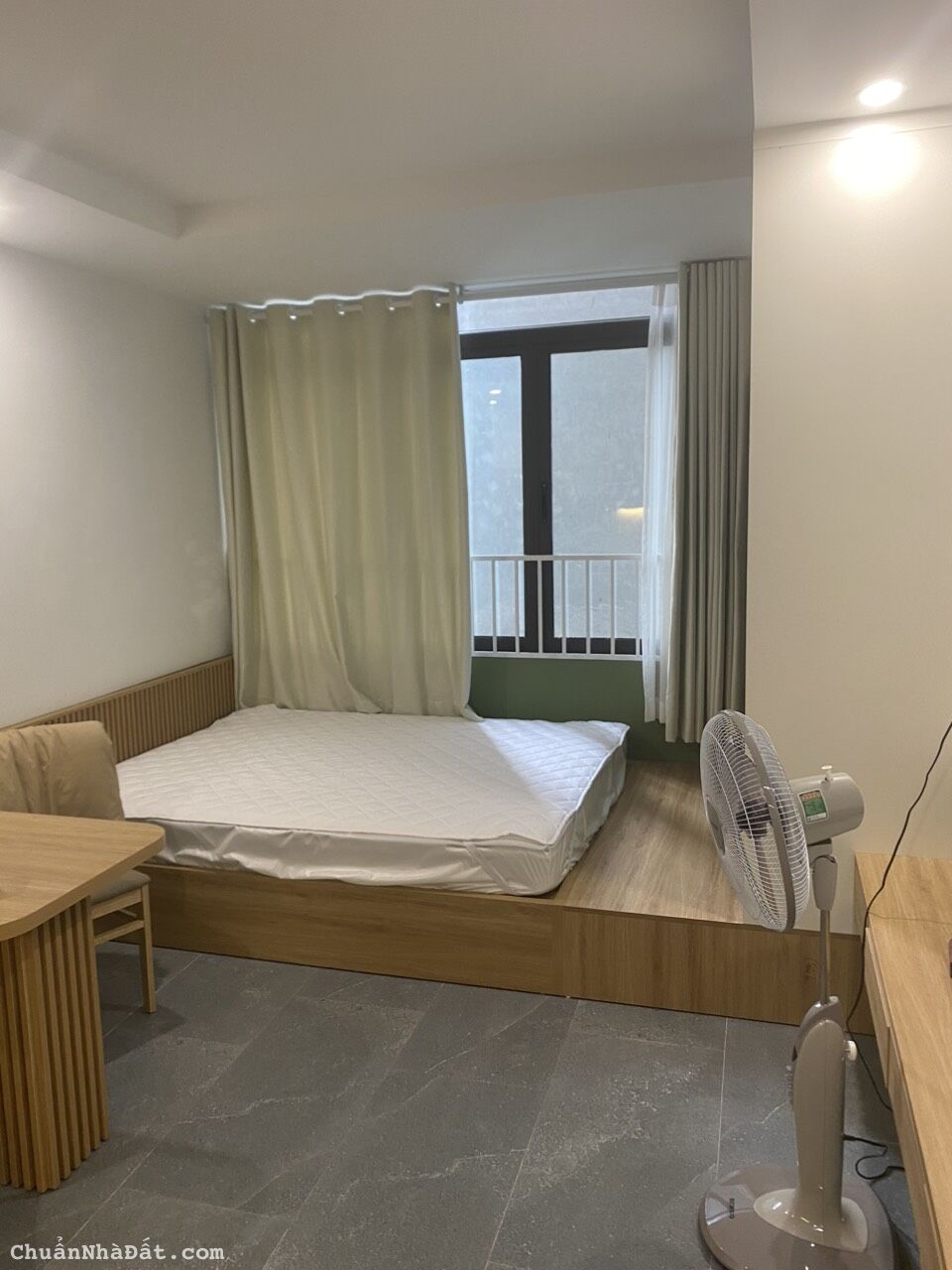 Cho thuê Căn Apartment tại Nguyễn Đình Thi, Tây Hồ. Cách hồ 10m View thoáng. Chỉ 7tr 