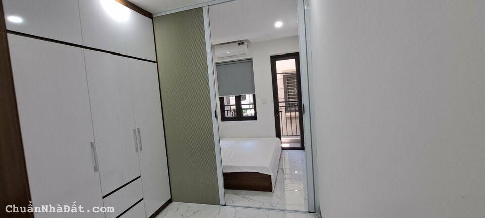 Cho thuê Căn Apartment tại Phố Đội Cấn, Ba Đình. Ban công rộng view thoáng. Chỉ 6.5tr