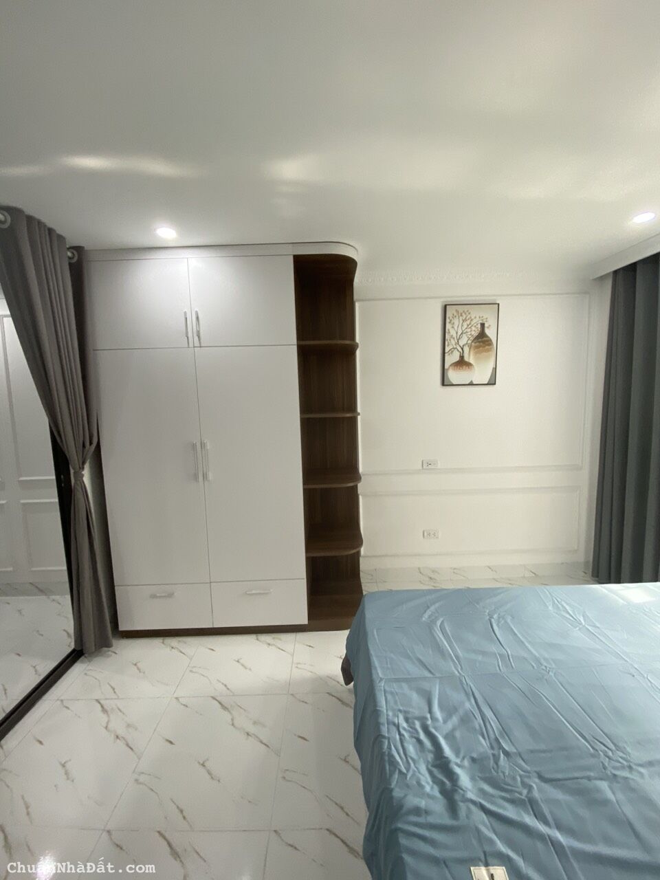 Cho thuê Căn Chung cư mini tại Ngõ 209 Đội Cấn, Ba Đình. Thoáng View bất tận. Chỉ 8.5tr 