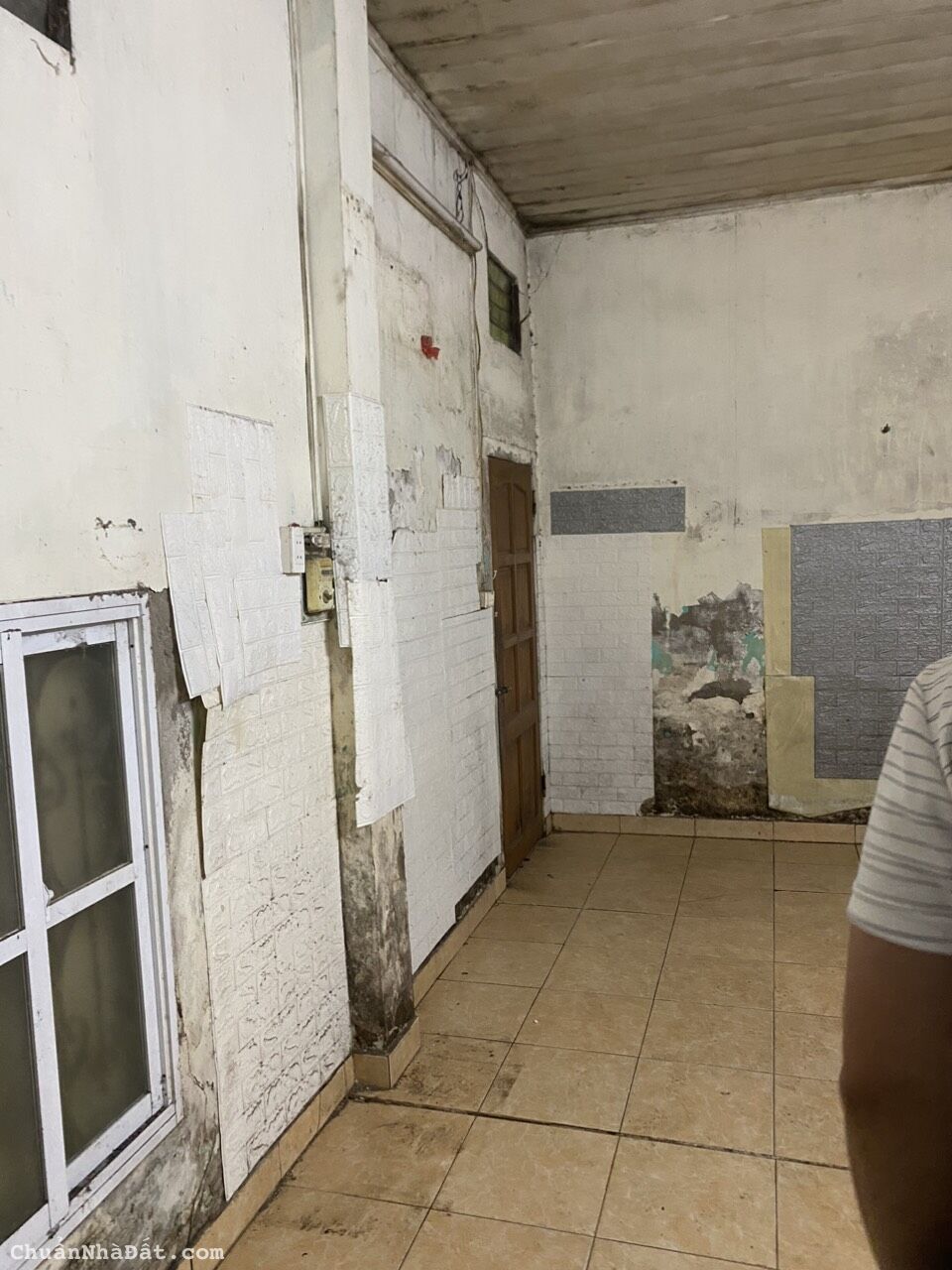 Cho thuê nhà cấp 4 mặt Phố Đội Cấn, Ba Đình. Kinh doanh hàng ăn uống cực đỉnh. Chỉ 15tr