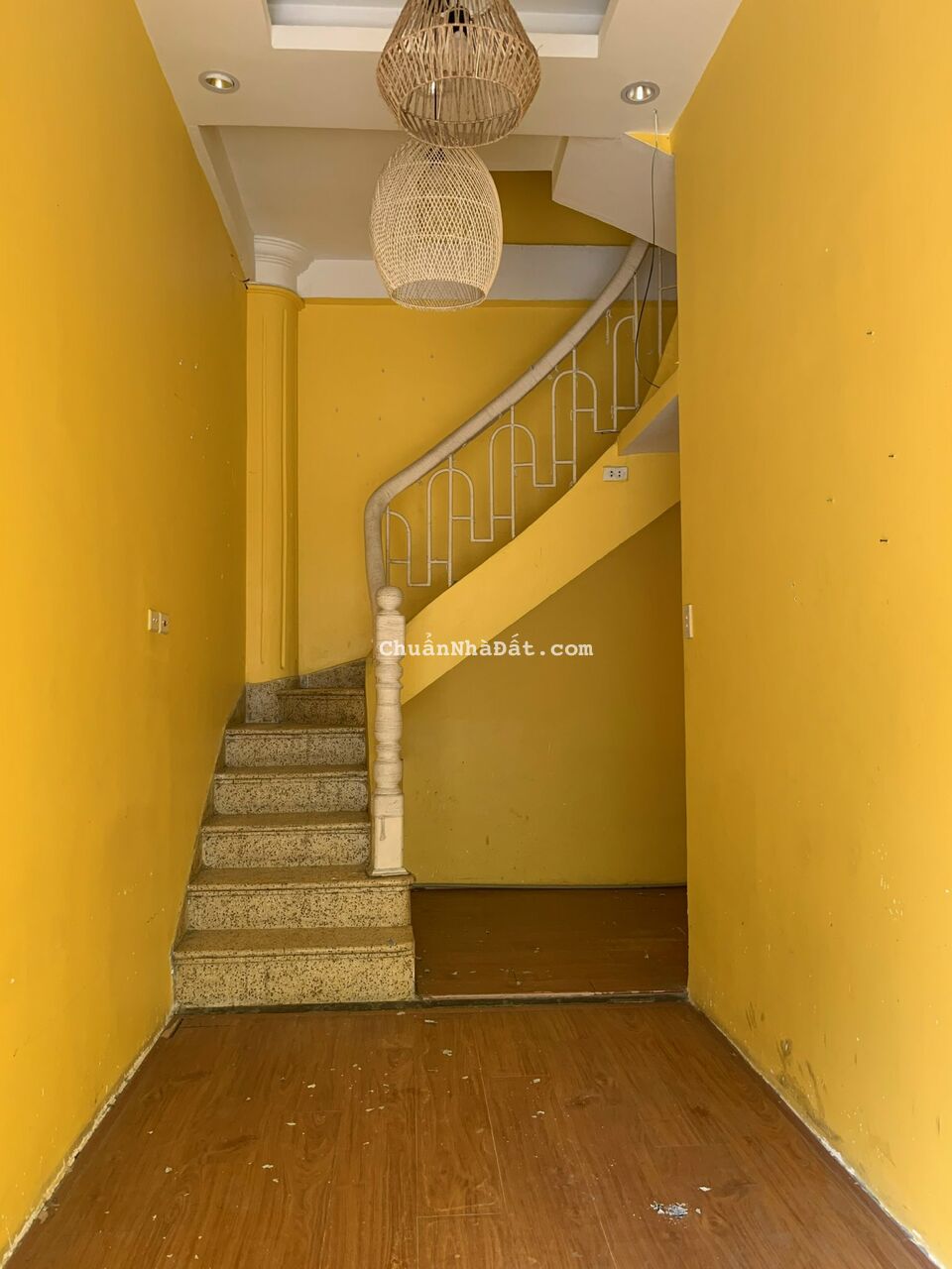 Cho thuê nhà mặt phố Phố Giang Văn Minh, Ba Đình. Nhà mặt tiền kinh doanh đỉnh. Chỉ 12tr